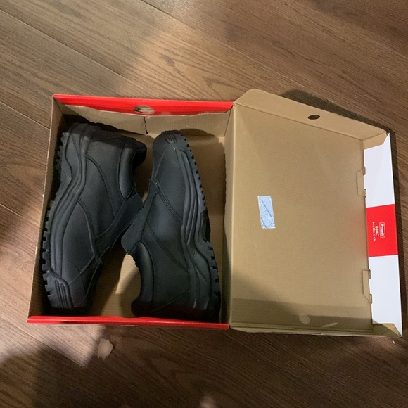Propet Mens size 11 Blizzard Ankle Zip winter boots new in box main image 4